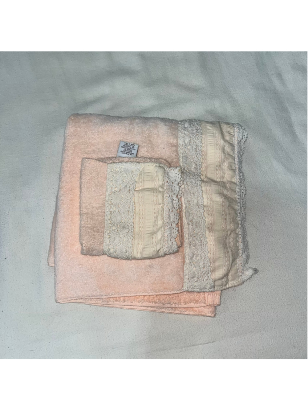 Vintage Grand Prix by Avanti Pink Peach Towel Set Lace Ruffle Made in USA